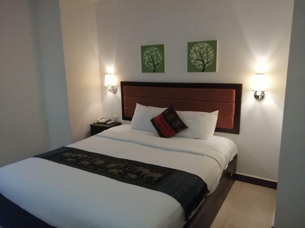 South Asia View Hotel Phnom Penh Ngoại thất bức ảnh